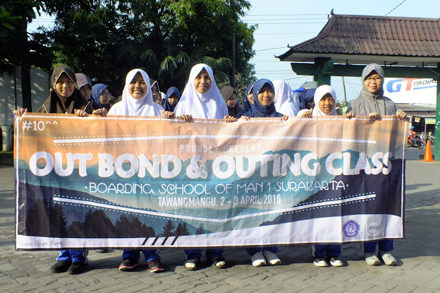 Boarding School Gelar Outbond
